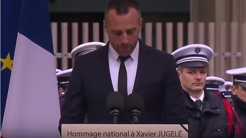 La emotiva despedida de pareja del policía asesinado en París