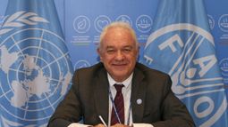 Mario Lubetkin dijo que las relaciones internacionales deben ser una política de Estado