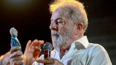 Convocan a huelga de hambre a favor de la liberación de Lula