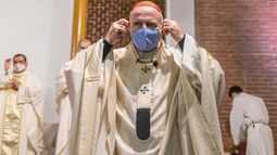 MSP multó al arzobispo Daniel Sturla por violar cuarentena