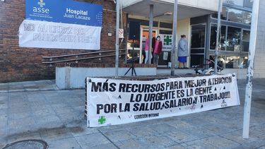 La Federación de Funcionarios de Salud Pública (FFSP) manifestó preocupación tras el anuncio de ASSE del cierre transitorio de blocks quirúrgicos de Rosario y Juan Lacaze.