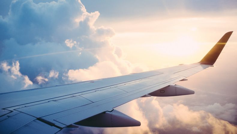 La OMS aconseja no viajar a mayores de 60 años y personas vulnerables