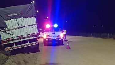 Siniestro fatal en ruta 7: falleció un hombre de 69 años tras despiste de camión Siniestro fatal en ruta 7: falleció un hombre de 69 años tras despiste de camión