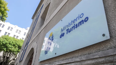 Llamado en el Ministerio de Turismo.&nbsp;