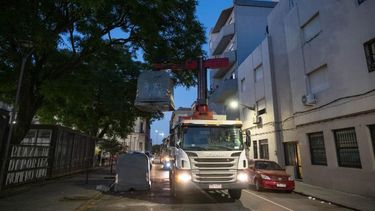 Intendencia de Montevideo implementa nuevo sistema de vaciado de contenedores