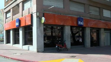 Desde este lunes rige nuevo horario de atención al público en algunos bancos privados: ¿Cuáles son?