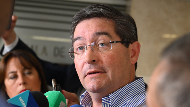 Se están diciendo bolazos y no tenemos nada que esconder: Cipriani pidió ser recibido en Parlamento