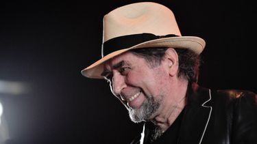 joaquin sabina se despide de los escenarios: anuncio su ultima gira, que incluye a montevideo