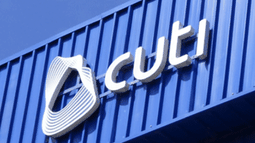 La CUTI señaló que el sector tiene la capacidad de absorber los despidos de UKG pero alertó por competitividad