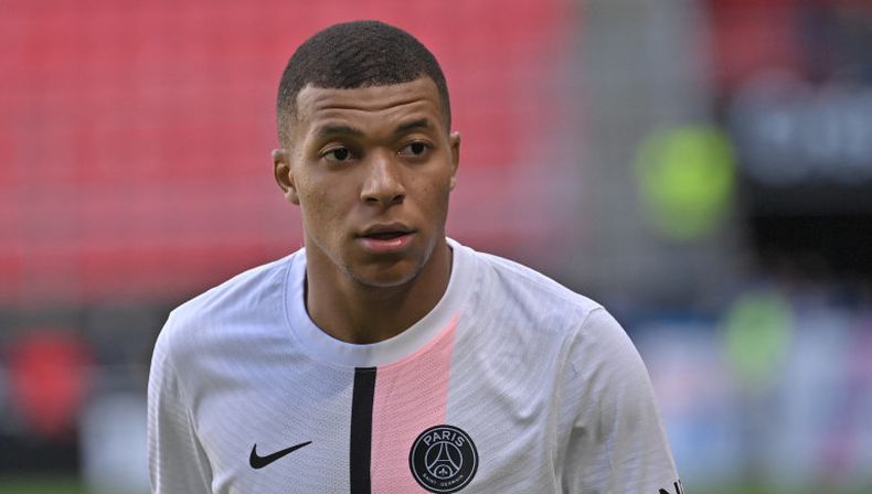 A finales de julio dije que quería irme del PSG, reveló Mbappé