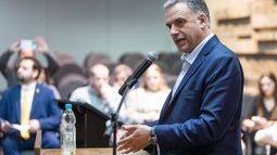 Yamandú Orsi se mostró dispuesto a declarar terrorista a Hamás