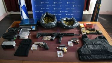Policía de Maldonado incautó armas, municiones y drogas en una vivienda