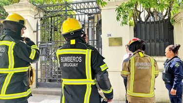 Amenaza de bomba en la Embajada de Rusia: Bomberos revisó el edificio y no encontró nada