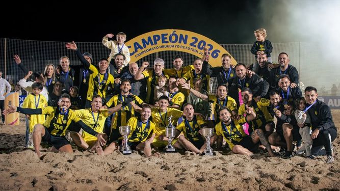 Peñarol campeón uruguayo de fútbol playa: lo ganó de punta a punta y jugará la Libertadores 2027