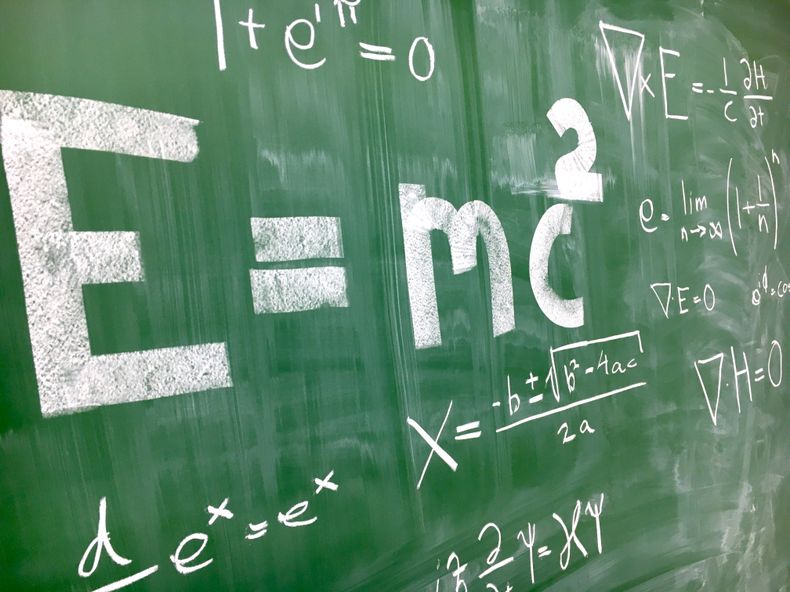 Matemática: la asignatura que más dificultades genera en Uruguay y el desafío de seis estudiantes en China