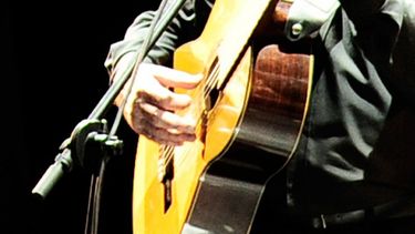 Extienden plazo de cobro a autores nacionales y guías turísticos