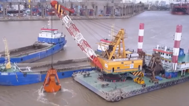 Gobierno argentino criticado por impuesto en hidrovía