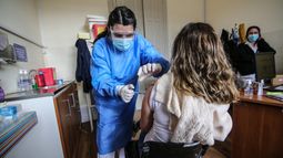 ¿Cuáles son los vacunatorios habilitados para recibir la dosis contra el Covid?