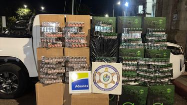 Procedimientos realizados por Aduanas permitieron incautar más de 360.000 cigarrillos, ropa y calzado Procedimientos realizados por Aduanas permitieron incautar más de 360.000 cigarrillos, ropa y calzado