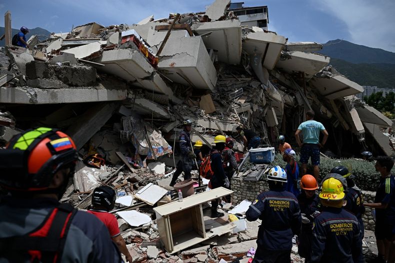 Terremotos en Venezuela: al menos 188 muertos y continúan las tareas de búsqueda de sobrevivientes