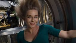 Tráiler de la primera película rodada en el espacio
