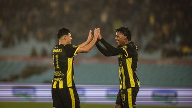 Peñarol le ganó 5-1 a Wanderers y se quedó con el Torneo Intermedio
