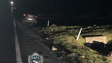Una mujer murió tras un choque frontal entre una moto y un auto en ruta 11, en Canelones Una mujer murió tras un choque frontal entre una moto y un auto en ruta 11, en Canelones