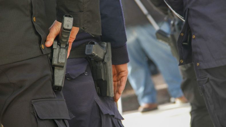 Una policía mató accidentalmente a otro efectivo durante capacitación