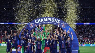 Paris Saint Germain obtuvo su segunda orejona consecutiva tras derrotar al Arsenal Paris Saint Germain obtuvo su segunda orejona consecutiva tras derrotar al Arsenal