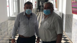 Gerardo Eguren (derecha) es el nuevo director del Hospital Maciel.