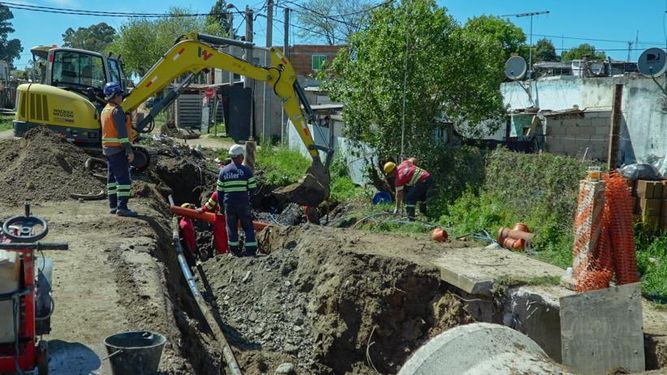 Avanzan las obras de saneamiento en Casabó Norte con inversión de más de US$11 millones para 2.250 vecinos