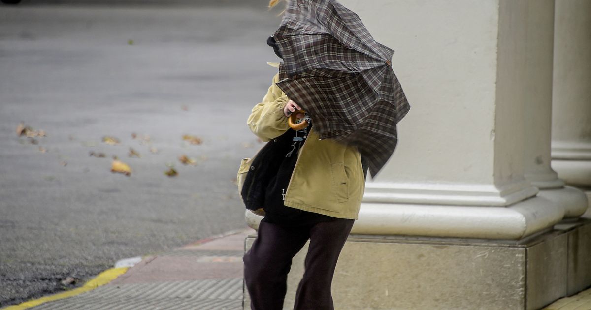 Inumet emitió un aviso a la población por vientos fuertes a partir del domingo