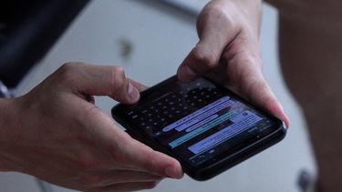 Investigan millonaria estafa a través de WhatsApp en Maldonado