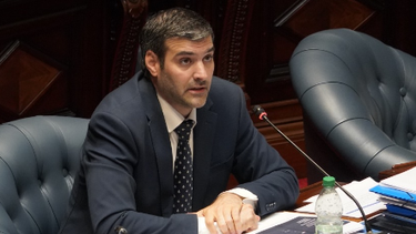 El ministro del Interior, Nicolás Martinelli, comparece en el Parlamento para dar explicaciones por la inseguridad.