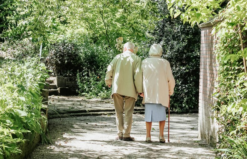 Recomendaciones para los adultos mayores en el verano: los riesgos del golpe de calor y del sol