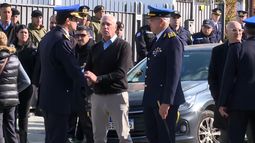 Carlos Negro y autoridades de la Policía Nacional participaron del velatorio del policía asesinado