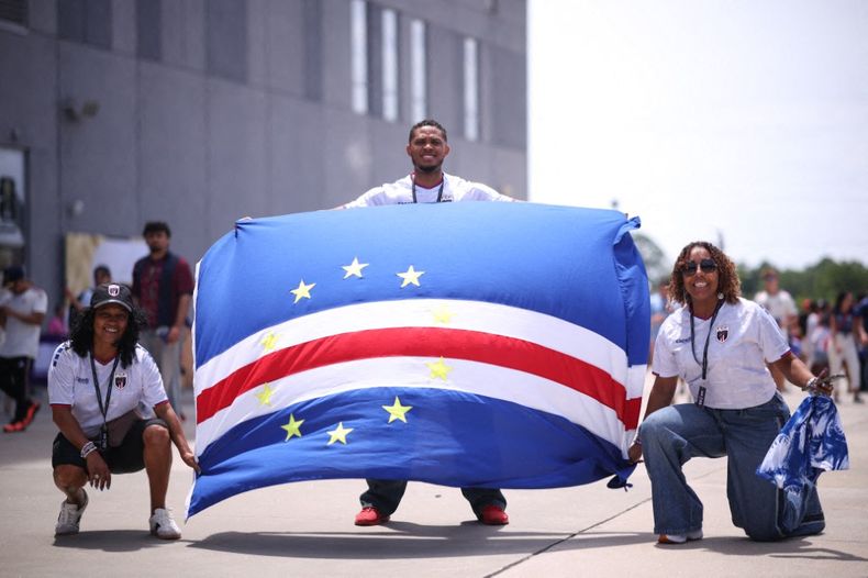 En Cabo Verde advierten que Uruguay será más difícil que España: "No juega al fútbol, juega a la guerra"