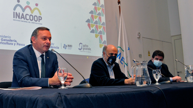 Crean premio que reconoce buenas prácticas de las cooperativas