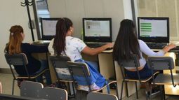 Gobierno promueve inserción de mujeres del interior en sector tecnologías de la información