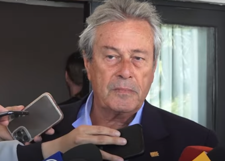Sigue la polémica entre Enrique Antía y Montevideo y Canelones: Acá no se manguerea a nadie