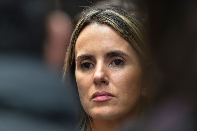 Precisiones sobre Carolina Ache