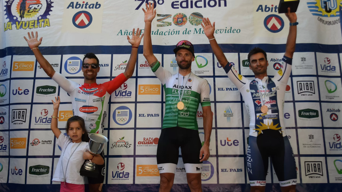 Roderyck Asconeguy ganó la penúltima etapa de la Vuelta Ciclista del Uruguay | Federación Ciclista del Uruguay