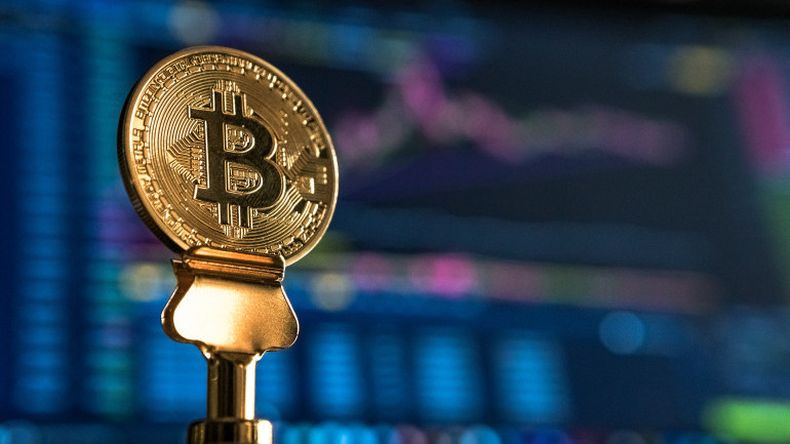 BCU advirtió sobre los riesgos de operar con activos virtuales