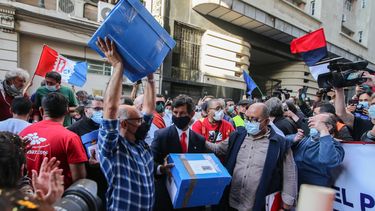 El 41% de los uruguayos votaría para derogar 135 artículos de la LUC