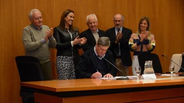 Sembrando firmó acuerdos con gobiernos departamentales para ejecutar proyectos comunitarios
