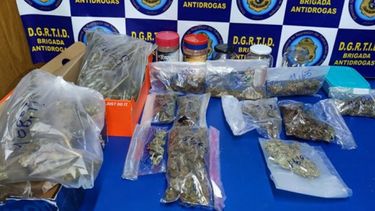 Desmantelaron tres bocas de venta de drogas en Montevideo