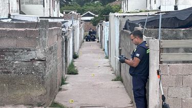 Homicidio en Cerro Norte: un hombre fue asesinado y una mujer herida durante un ataque a tiros