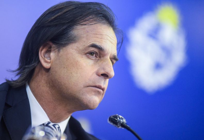 Lacalle Pou dijo que no hay plan B sobre fideicomiso para asentamientos