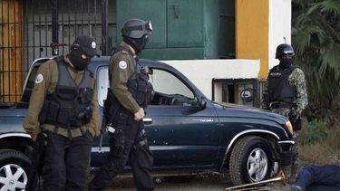 Nueve muertos en enfrentamiento armado en centro de México.