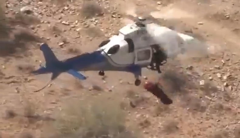 Una mujer ganó una demanda por un rescate donde la hicieron dar más de 200 giros colgada de un helicóptero